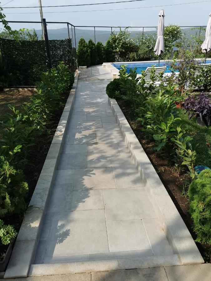 Vila Nikola Bratesici Ngoại thất bức ảnh
